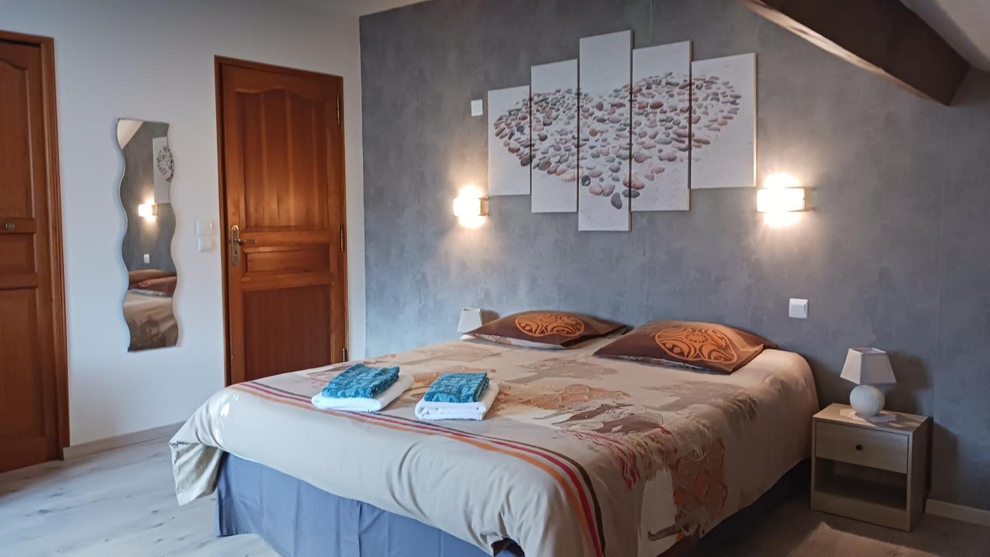 A La Joie De Vivre Chez L'Habitant Banat 외부 사진